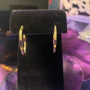 Solid 18k Dubai Yellow Gold Earrings - GORGEOUS! Brand New! 2025 LISTING
1” Hoop
